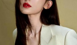 女星黑料女曝吃瓜网站,女星黑料曝光，吃瓜网站成焦点